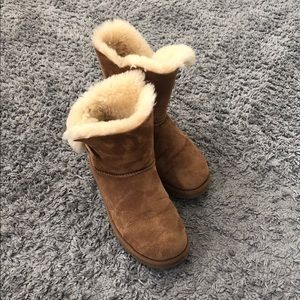 Brown Uggs SOLD SOLD